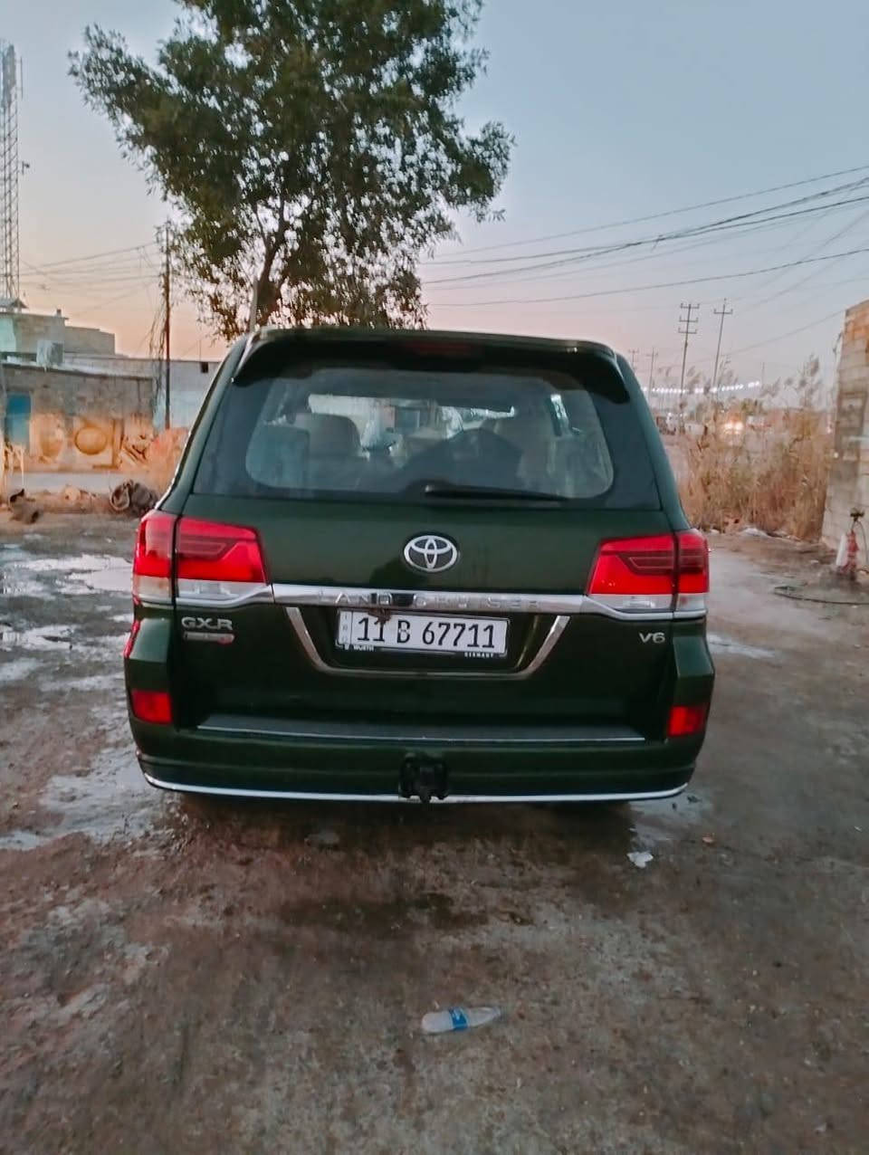 السلام عليكم لاندكروز2010 محدثه رقم دولي سنويه الى2031 السياره مصبوغة عام السعرتصال *********** العنوان الديوانية
