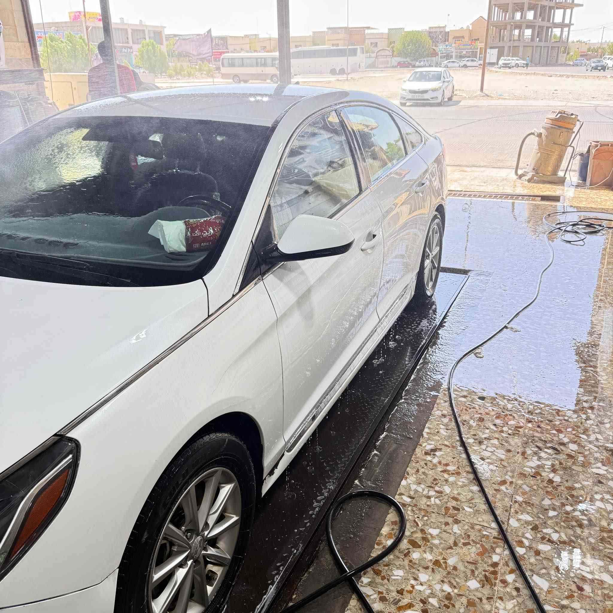 سوناتا 2018 امريكي محرك 2400 جي دي اي ماشيه 66 ميل بيه جاملغ وحافه البنيد  سياره لا شاصي ولالغد يعني سياره حته سونار بيه عل وضع الشركه كير محرك مامفتوح برغي بيهن تدفئه تبريد حداديه تخم تاير كله جديد  كاميرا بلاديه رادار شاشه تدعم كار بلي تحكمات فوول كهربائيات على وضع الشركه مامشتغل كلوب  السياره مامكشره قطره 
رقم وسنويه جديد وصور الحادث مرفقه 
السعر 130 وبيه مجال رقم بغداد باسمي ومكان السياره نجف رقم *********** النجف, العراق
