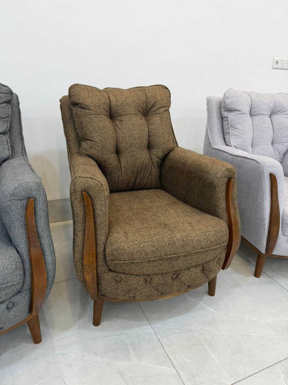 تخم مميز صناعه تركيه السعر ١٢٥٠.٠٠٠ مكون من ١٠ مقاعد ناصرية, ذي قار


**إذا كنت صاحب هذا الإعلان وتريد حذفه لأي سبب، رجاءا أرسل رسالة إلى الدعم الفني**