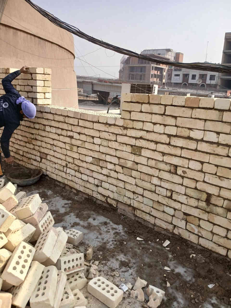 كادر بناء مصري شغل درجة اولى استلام مهندس مقيم فى بغدادالجديدة الرقم بي واتساب ***********
