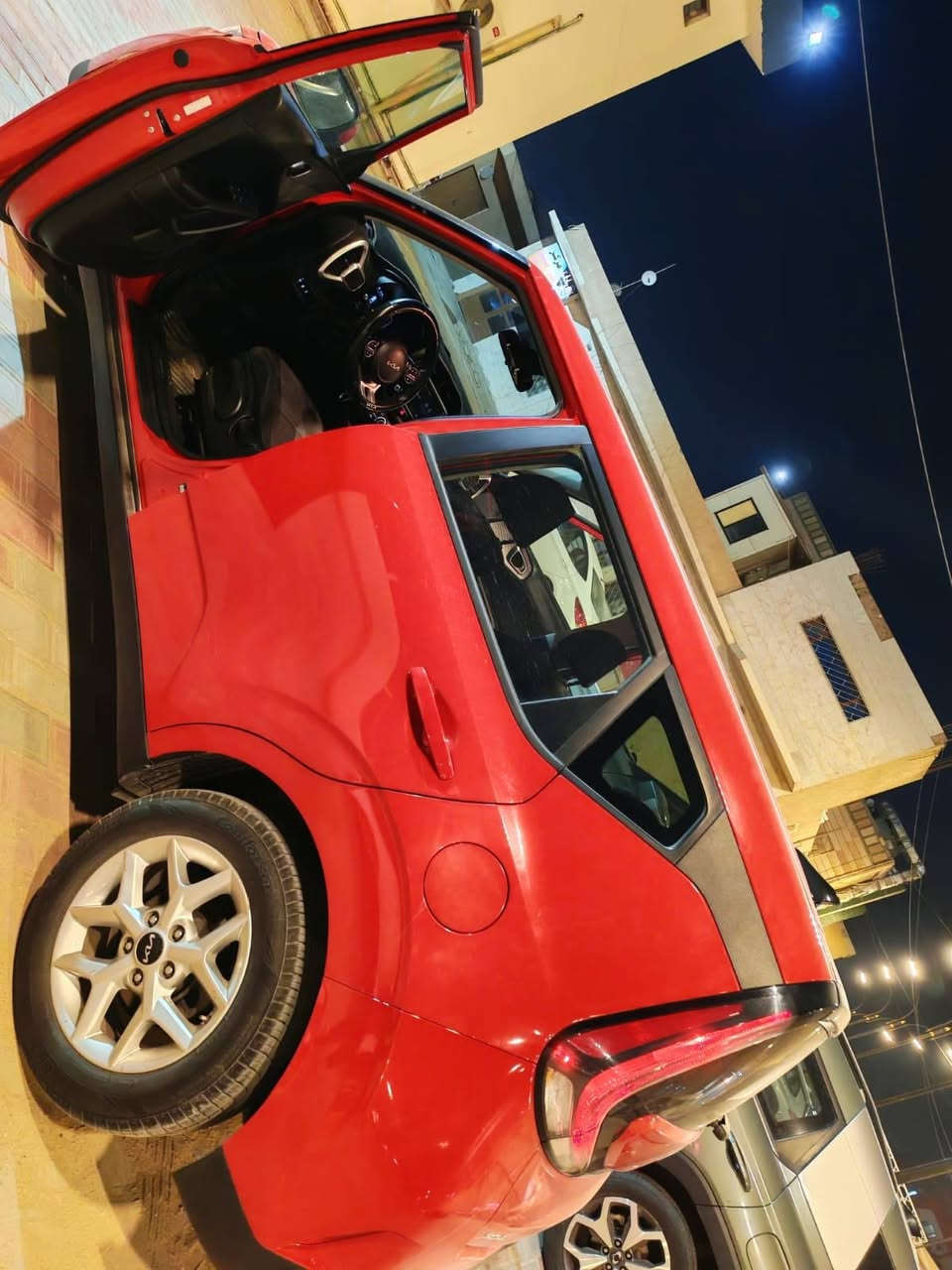 السلام عليكم 
صول  2023  S رقم اربيل وارد امريكي حادثهه  
فقط دعاميه تبديل وباقي السياره مكفوله كفاله عامه  
 بأسم شركة وكالة او تحويل مضمون 

المواصفات 
ويل كب 
رادار تعديل مسار 
رادار اوتو
رادارات امامي جانبي وخلفي 
 بريك امامي وخلفي 
اطفاء ذاتي 
كامرة دوارة 
3 انظمة قيادة 
 كروس سرعة 
تحكم ستيرن 
مانع انزلاق 
اواكس 
كرسي كهرباء 
شحن واير ليس 
محرك 2000 دوش 

سعر 174
‎للتواصل والاستفسار : ***********
‎العنوان : كربلاء سيف سعد
