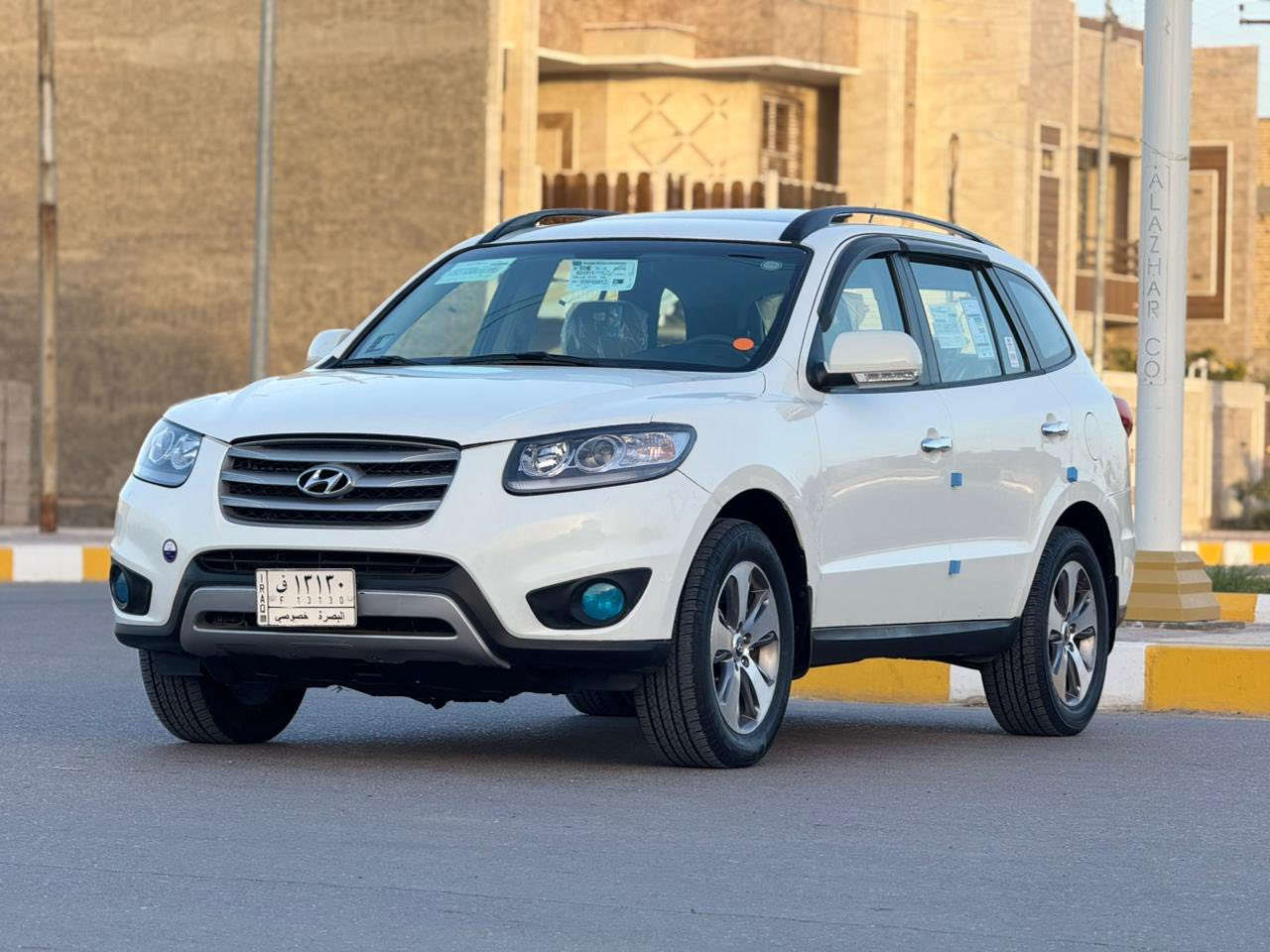 اللهم صلي على محمد وال محمد
السلام عليكم 
هونداي سنتافيه خليجي 2012
رقم بصره مشروع وطني سنويه جديده 
فول مواصفات 
فتحه سبعه راكب تبريد ثلاث قطع شاشه كامره يدات نيكل. ويل كب كروم دواخل صاج اشاره بالمري مري شفط محرك ٢٤٠٠ دوش ما مفتوح طخم تاير جديد حداديه جديده تبريد ثلج 
كل نقص ما بيها 
السياره جديده ماشيه ١٦٠ حقيقي 
بيها رش صبغ اسفل الباب الامامي تجميل فقط شرط الفحص 
مكاني ذي قار مركز 
السعر 140 لاستفسار علئ الرقم ‭
‭٠٧٨٣ ١٣٠ ٨٣٨٦
