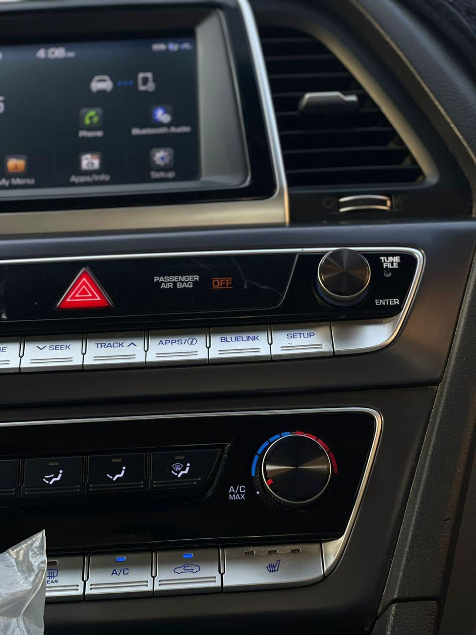 السلام عليكم (للبيع لان محتاج فلوس عملية زراعة كلى
 سوناتا 2018 هاي الصور والسيارة جاهزة
 معلي الگازكيت هم لا دوانز ولاتنقيص ولا تبخير
 ب اسمي تحويل ثاني
 يوم ماشية 83 الف 
فول عدا الفتحة 
118 وبيهة مجال حك الجية 
مكاني بغداد الشعلة 
***********
