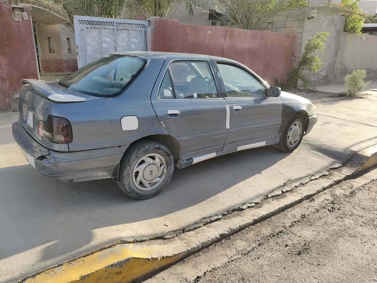 ألنترا دمعه لبيع موديل ٩٤ دبل تريشه رقم بغداد ألماني سنويه مجدده لحد ٢٠٢٧ مكينه مفتوح لاصرف ولاتبخير كير اتوماتيك خير من الله مبدل بيه جاملغ اليمنه امامي والبنيد تبريد منظومه كامله ولكن مايشتغل نقصه غاز تايرات اماميه جدد الوره نص عمر سلف جديد باتري جديد كهربائيات شغاله جام كهربائي شغال لسعر ب٢٦ ورقه وبيه مجال بالسعر مكلف بالنشر ***********مكان سياره بديالى ناحية كنعان بيع فقط بدون مراوس
