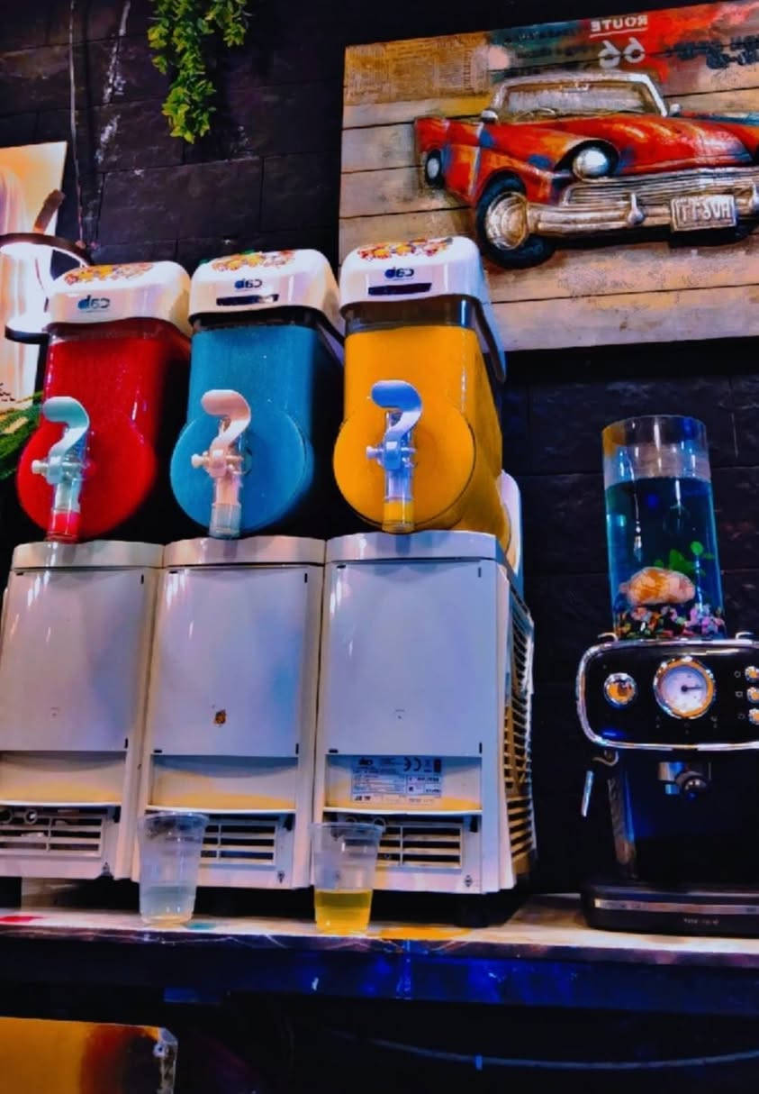 مكينه كب ايطالي  نضافه فول
***********
الزعفرانيه
سعرهه 10 $
