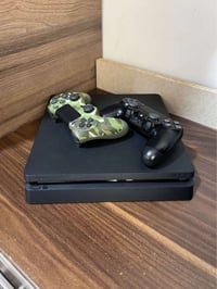 بلايستيشن4 سليم • كنترولين • سميل