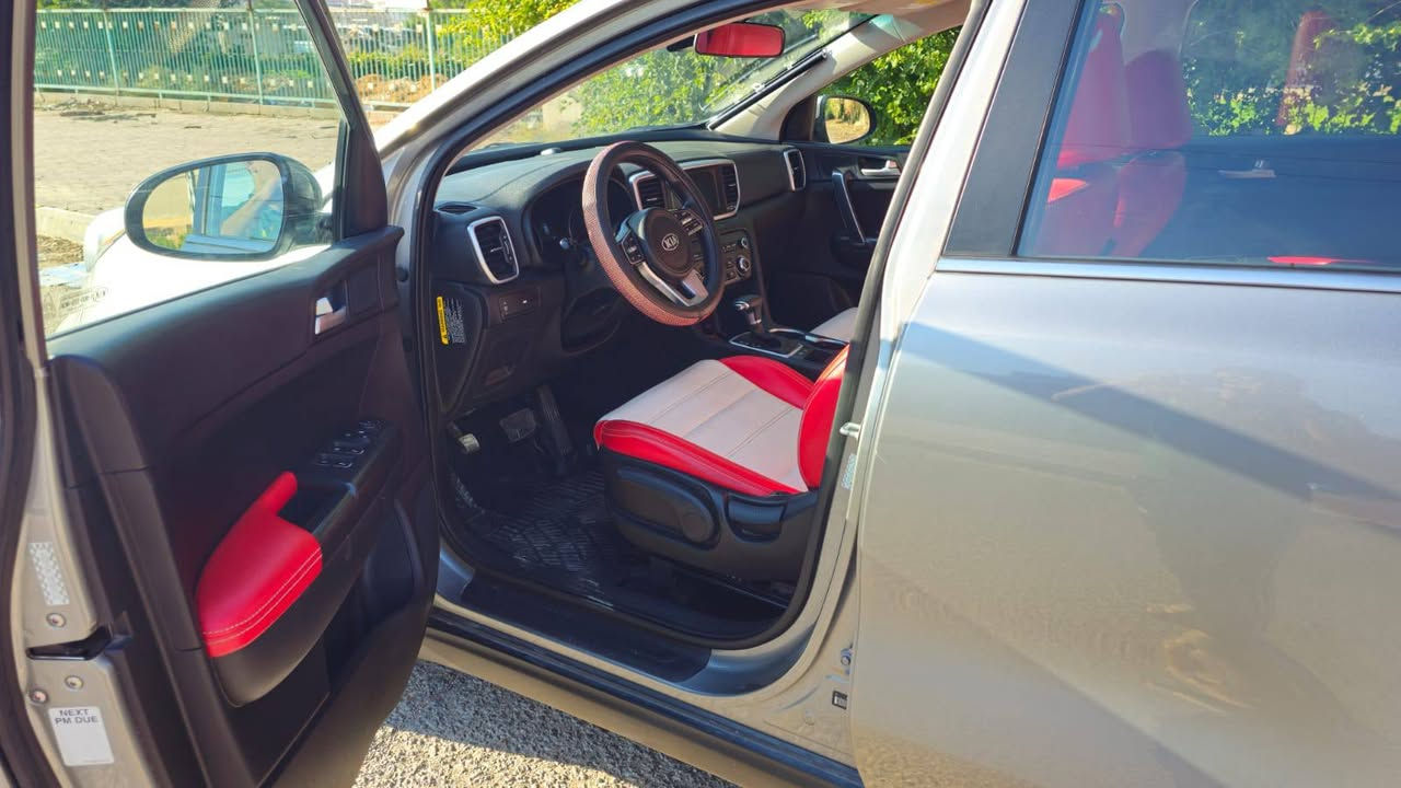 السلام عليكم ورحمة الله 
كيا سبورتج 2021امريكي ماشيه 65ونص كيلو متر حادثها مرافق بالصور 
مواصفات 
رادار 
شاشه بلاد 
حساس بشري
السعر 185وبيها مجال 
التواصل خاص


**إذا كنت صاحب هذا الإعلان وتريد حذفه لأي سبب، رجاءا أرسل رسالة إلى الدعم الفني**