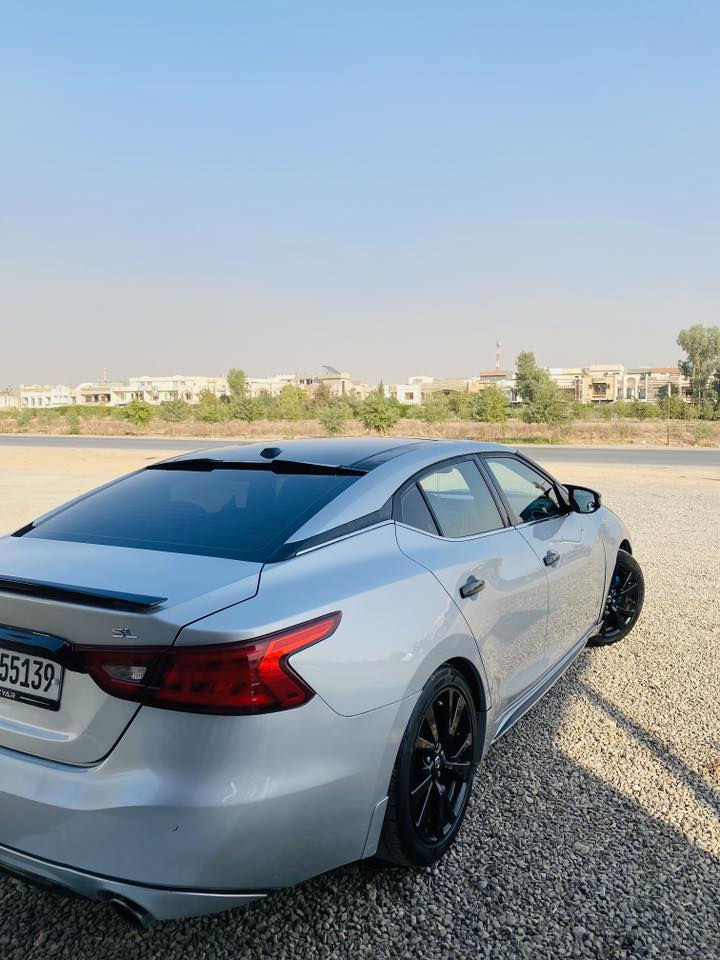 سلاو رێز نیسان ماکزیما 2017 سەیارەکە نمونیە لە جوانی
5پارچەی هەیە  بی ژورەوە لای سەیقی کن چامەرخی بستەک لەسەر پارچی خۆی لاحیم کرایتەوە قەپەت ماسفاتەSL سەیەرەکە 6پستۆنە بەس ماشڵا لە قەوەتی سەیارەکە 250 مەسروفی تیدا نیە 
شوین هەولێر نرخ120مەجال
ژمارەی موبایل ***********
