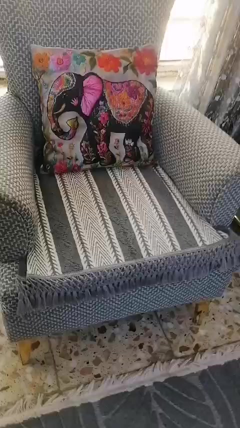 مكاني الغزاليه للبيع مضطر للبيع بسبب صغر المساحه مال البيت الاجار  ٧٠٠ الف جديد كلش كلش اقل من شهر  اشترتيته ب٩٥٠ الف


**إذا كنت صاحب هذا الإعلان وتريد حذفه لأي سبب، رجاءا أرسل رسالة إلى الدعم الفني**