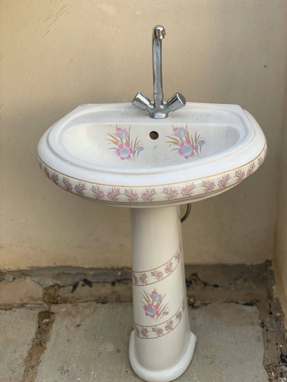 غراض للبيع صوبة السعر 25 مغسلة ب45 فلتر مي ب 25 بانكه ب 15


**إذا كنت صاحب هذا الإعلان وتريد حذفه لأي سبب، رجاءا أرسل رسالة إلى الدعم الفني**