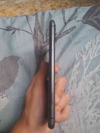 ايفون11عادي بلاديه بطاريه 81 شاشه مابدله فقط سمكارت عاطل او بصمه وجه ل...
