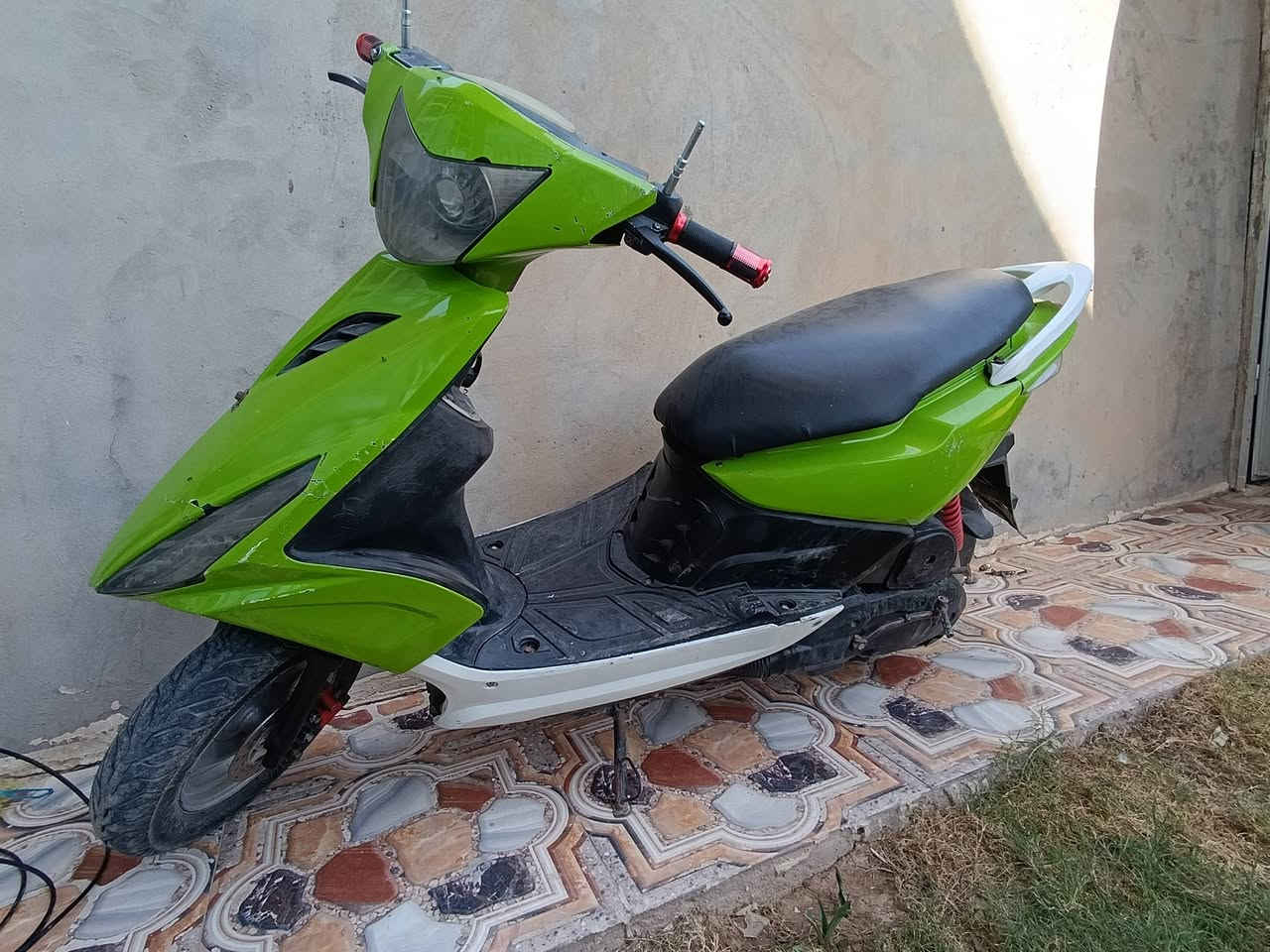 سلام عليكم
ماكس مضلع سرعه 120 
دراجه اي نقص مابيه 
لايت شاير هورن شغالات 
جوزه صندوك شغلات 
شراي يجي خاص 
مكاني ديالى بعقوبة باب درب


**إذا كنت صاحب هذا الإعلان وتريد حذفه لأي سبب، رجاءا أرسل رسالة إلى الدعم الفني**