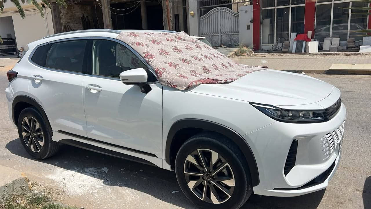 🚘✨ للبيع | EXEED 2025  

📍 الفئة: 1.5 CVT | دفع أمامي (FWD)  
⚙️ قوة 156 حصان – 230T  
🎯 وضعيتان للقيادة: ECO و SPORT  

🛠️ الهيكل الخارجي:  
🔸 جنوط ألمنيوم قياس 18 إنچ  
🎨 اللون: أبيض كاكي  

🪑 المقصورة الداخلية:  
✅ مقاعد جلد رياضي بيج وبني  
🌈 إضاءة محيطية داخلية 7 ألوان  
🔊 9 سماعات EXEED  
🛡️ 4 وسائد هوائية  

📱 التقنية والترفيه:  
📲 Apple CarPlay & Android Auto (كيبل)  
🎥 كاميرا خلفية  

🛡️ أنظمة السلامة:  
🚦 نظام المحافظة على المسار  

📄 المركبة مرقمة: أربيل  
⛽ وقود: بنزين فقط  

💵 السعر: 150  
📞 للتواصل: ***********  

#EXEED #سيارات #عروض #موديلات2025
