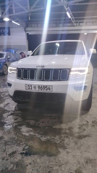 لدينا جيب خليجي فول فول موصفات سياره مكفوله صبغ والفتح البارد مكفوله ح...