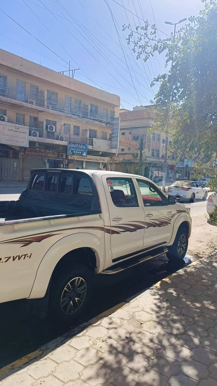 السلام عليكم بيكم هيلوكس مديل 2014مكفوله بيهه بارد بل بدي فقط رقم اربيل انكليزي تريد وكاله تريد مداوره مكينه مامفتوحه على وضع الشركه تخم تاير جديد سياره جاهز الف مذب اعليهه لسعر 220بيهه مجال بصيط
رقم لهاتف ***********
