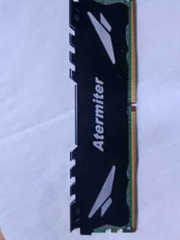 رام ١٦ جيجا • DDR4 ٣٢٠٠ • مستعمل قليل