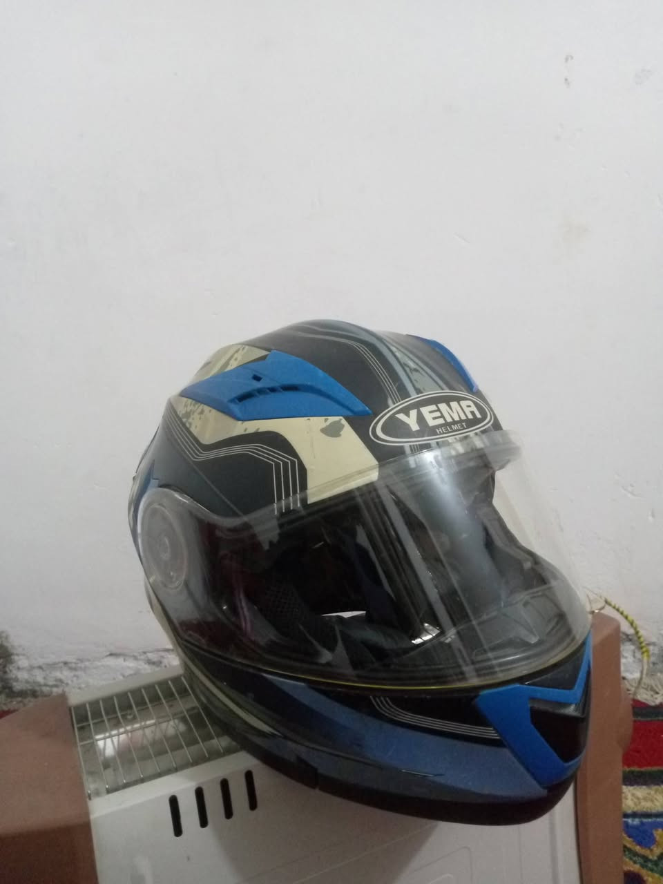 السلام عليكم خوذه للبيع سعرها 30 الف ***********
