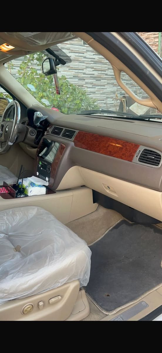 السلام عليكم
تاهو 2013 

  ادوووووات ادوووات ltz

صدفي

خليجيه 

تخم تاير مكينه كير حداديه تبريد كله جديد 

جاهزه من كلشي ماناقصها برغي 

السعر 125  وبيها مجال قليل 

مكاني البصره 

للاتصال 

‭0770 744 4661‬
