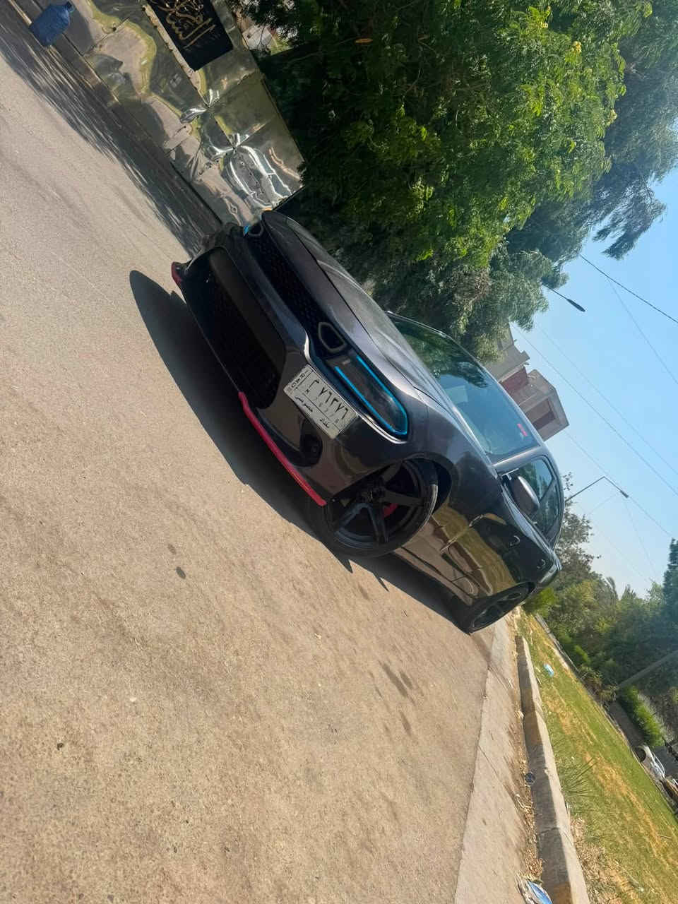 دودج جارجر للبيع
موديل 2015
مواصفات SXT 
6 سلندر 3600
السياره صبغ حزام
و بيها كص تكمه
دعاميات SRT
زرع عدسات متغيرة الالوان و لايت زينون
ويل نجمه حجم 20 خسفه قوية
رقم السياره بغداد
سعر 137 و بيها مجال
عنوان بغداد وزيرية
للتواصل على الرقم ***********
