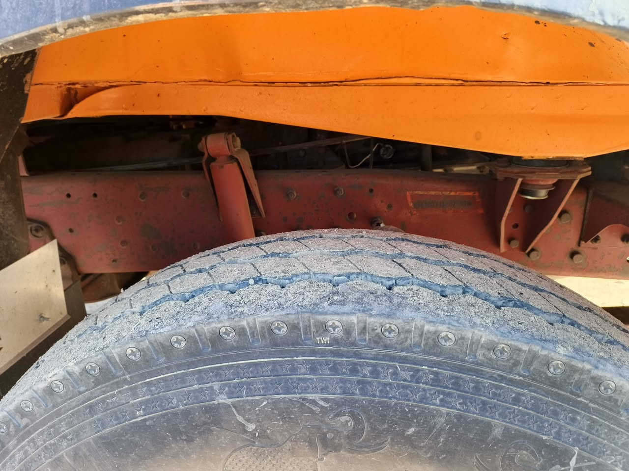 السلام عليكم قسم 82 للبيع***********
