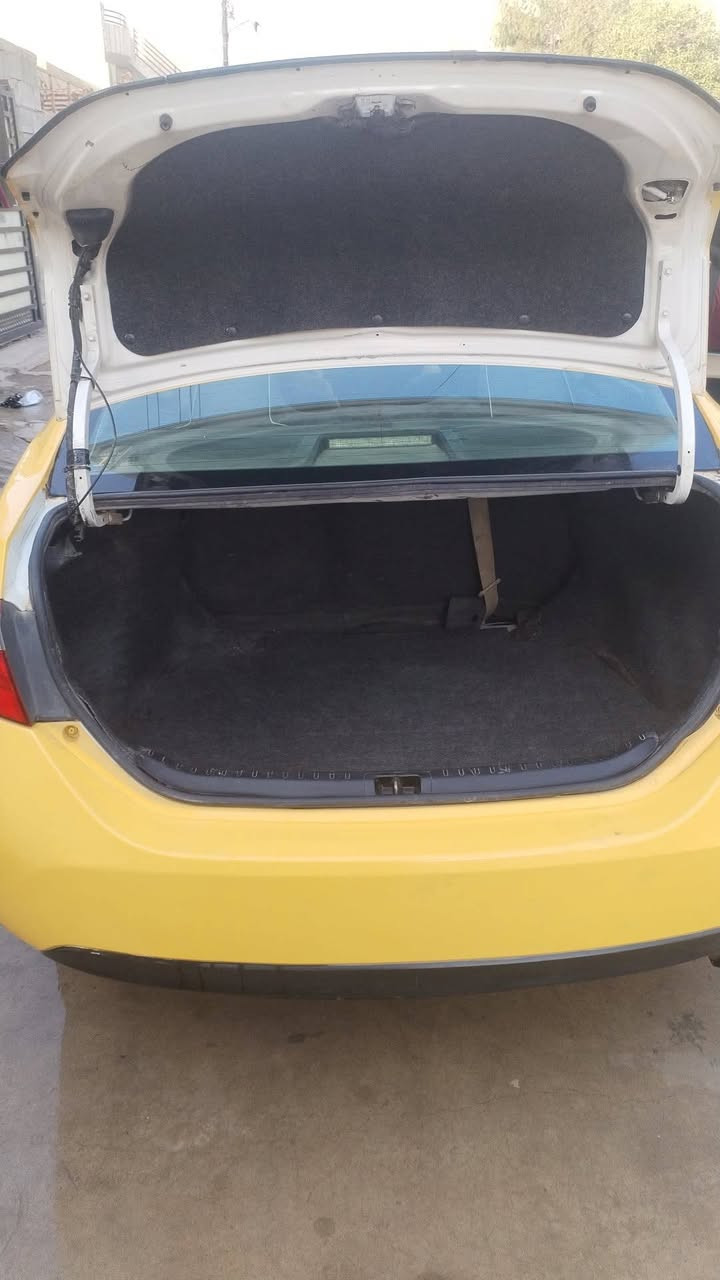 سلام عليكم كورلاه موديل 18شرط التحويل والوكلاه بطاقة بانزين بيه محرك وكير خيرمن الله صدر سياره جاهزه كبل عل شغل المكان كركوك واحد حزيران سياره الضرر بيه صندك بدل وبيه جامرلغ رقم الهاتف ***********السعر 120وبيه مجال
