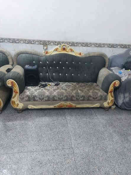 تخم البيع تسكام سعر ٤٠٠ مكان مدينة الصدر رقم ***********
