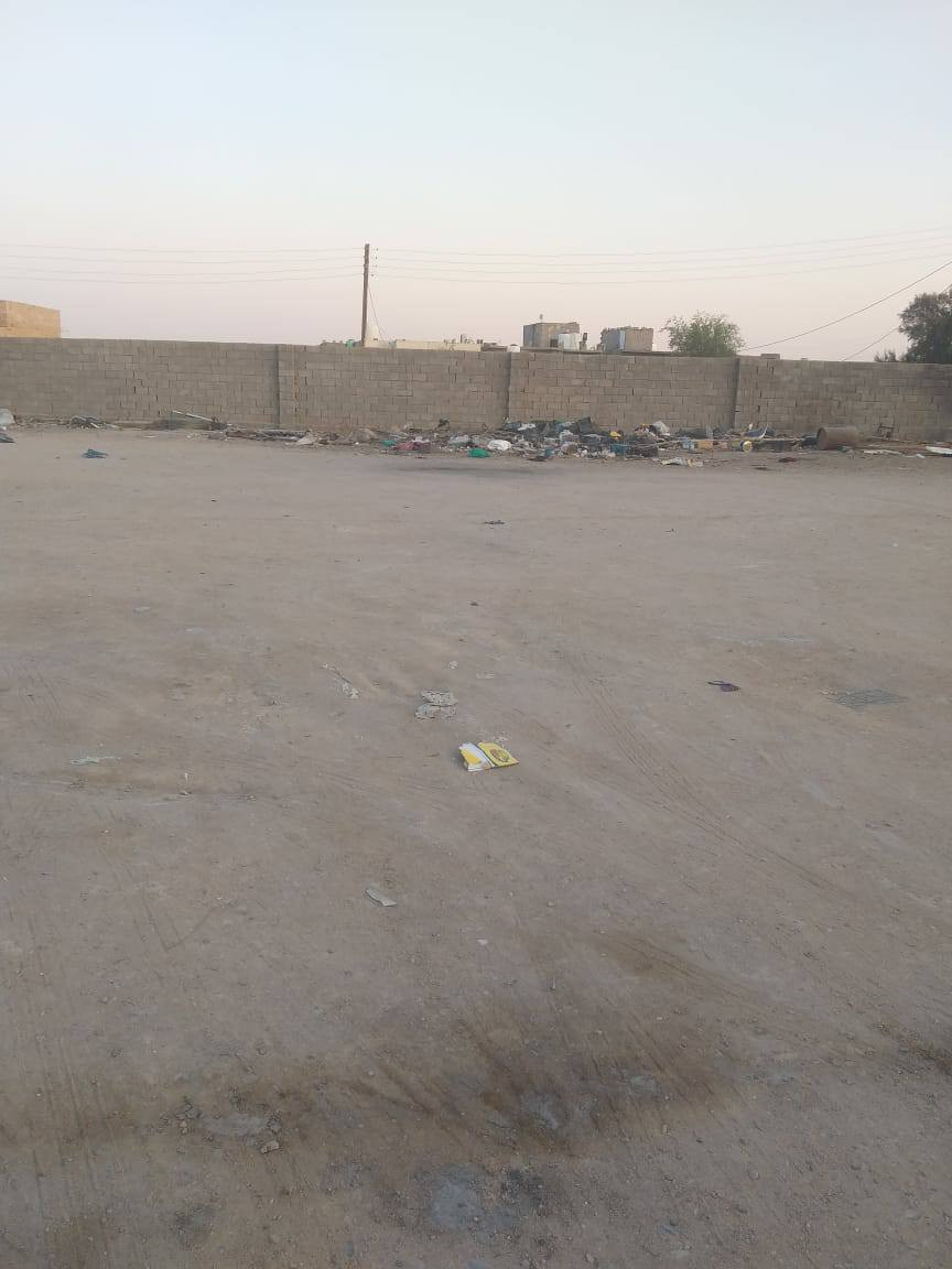 السلام عليكم ورحمة الله وبركاته 
يوجد لدينا ارض للبيع المساحه
1000متر السعر 20 مليون           
المكان البصره الزبير خلف المعارض السيارات 
نوع العقار عقد زراعي 
رقم الهاتف ***********       ابو صكر بيه واتساب الزبير, البصرة
