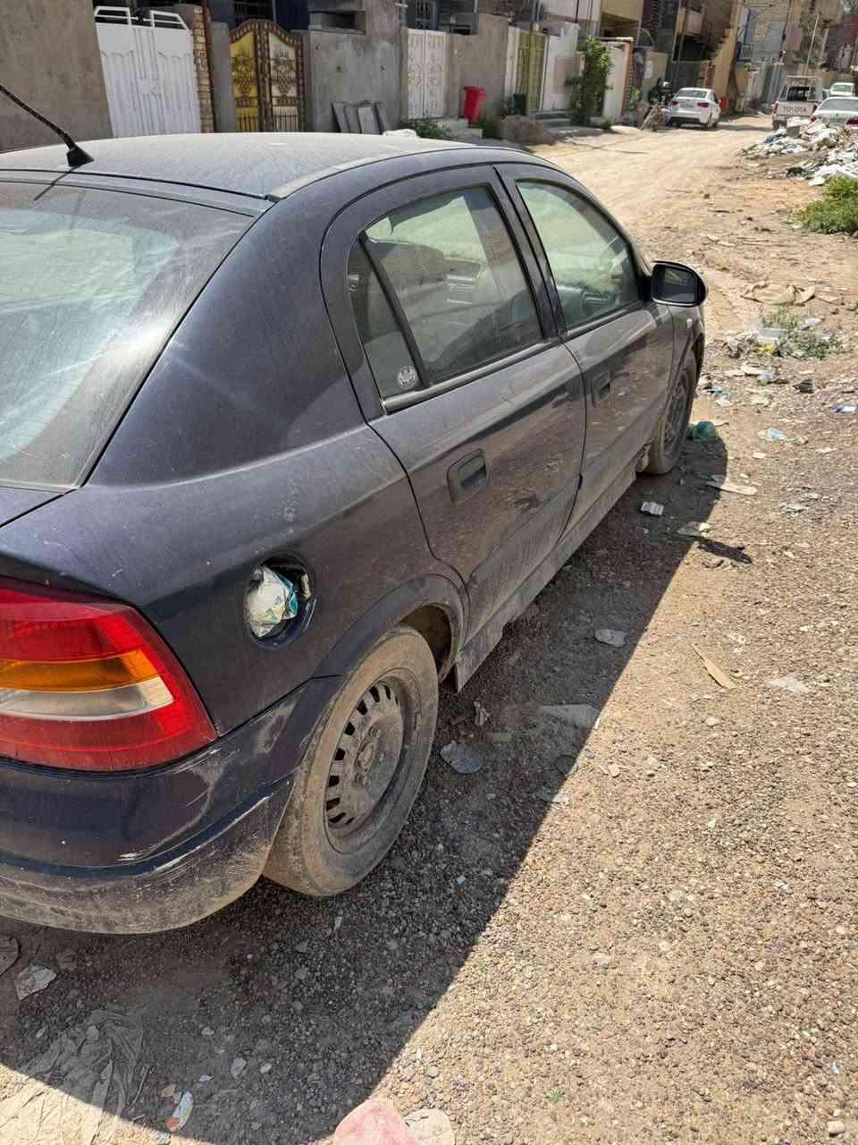 السلام عليكم اوبل استرا موديل 2002للبيع كير مكينه نضيف تريد بس صونده يرادله رقم بغداد نكليزي بسمي تحويل ثاني يوم العنوان بغداد السعر 45  للستفسار رقم ***********
