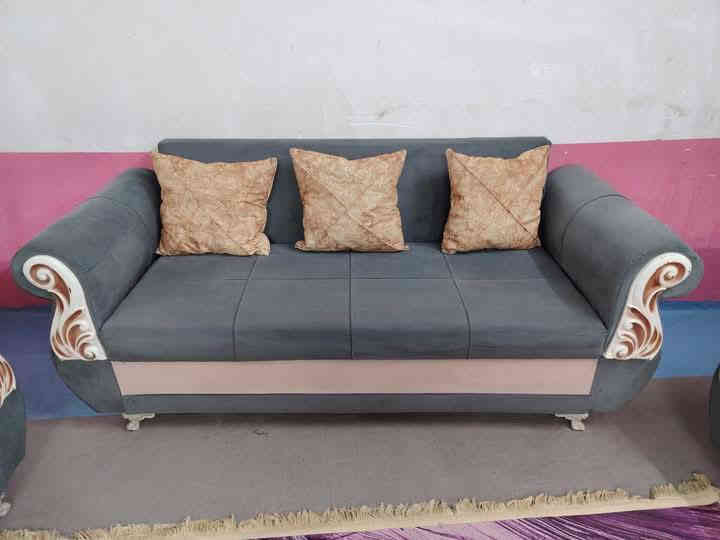 تخم للبيع تزكام تركي كلش نضيف 15 مقاعد السعر 140 وبي مجال العنوان كربلاء بدايد امن الداخلي يوجد توصيل داخل كربلاء الستفسار ‏‪***********‬‏
