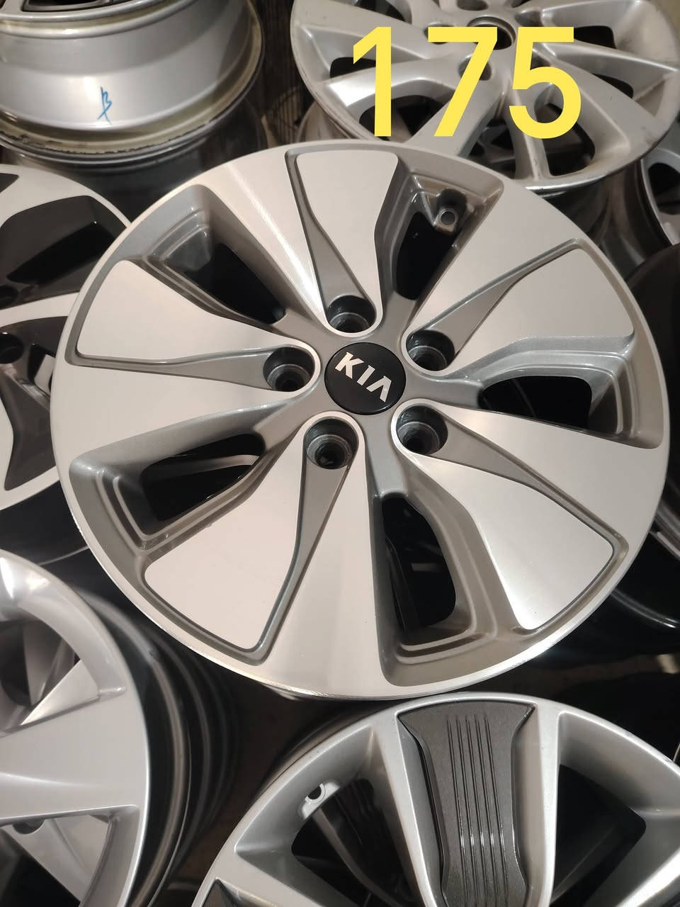 جنطات كوري وياباني للبيع او للبدل
السعر داخل كل صوره
قياس ١٦
0795816373


**إذا كنت صاحب هذا الإعلان وتريد حذفه لأي سبب، رجاءا أرسل رسالة إلى الدعم الفني**