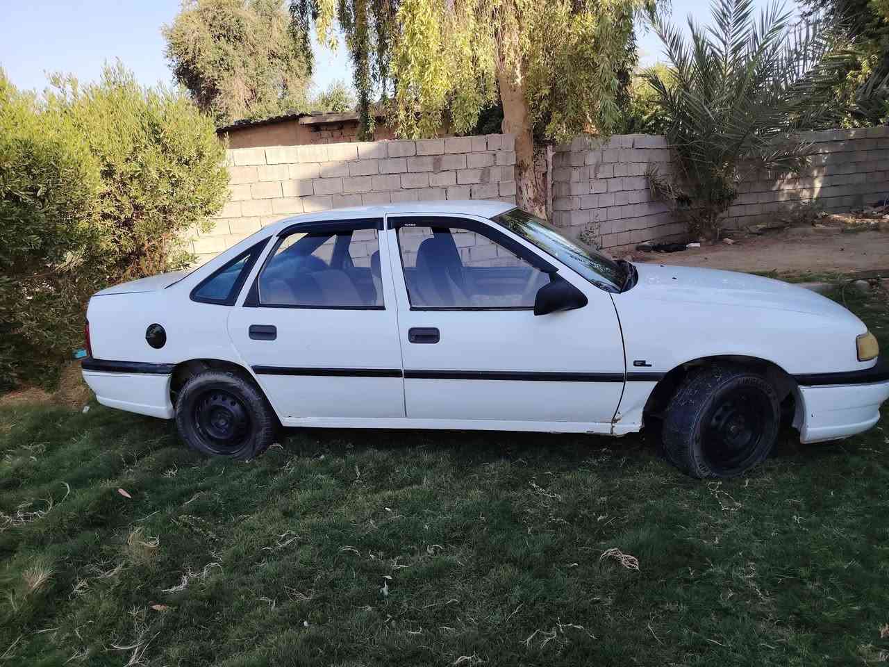 السلام عليكم فكتره للبيع موديل 92 رقم بغداد سياره نظيفه ما مصبوغه تخم تايرات سنويه ساقطه السعر 38 وبيها مجال العنوان سامراء رقم الهاتف ***********
