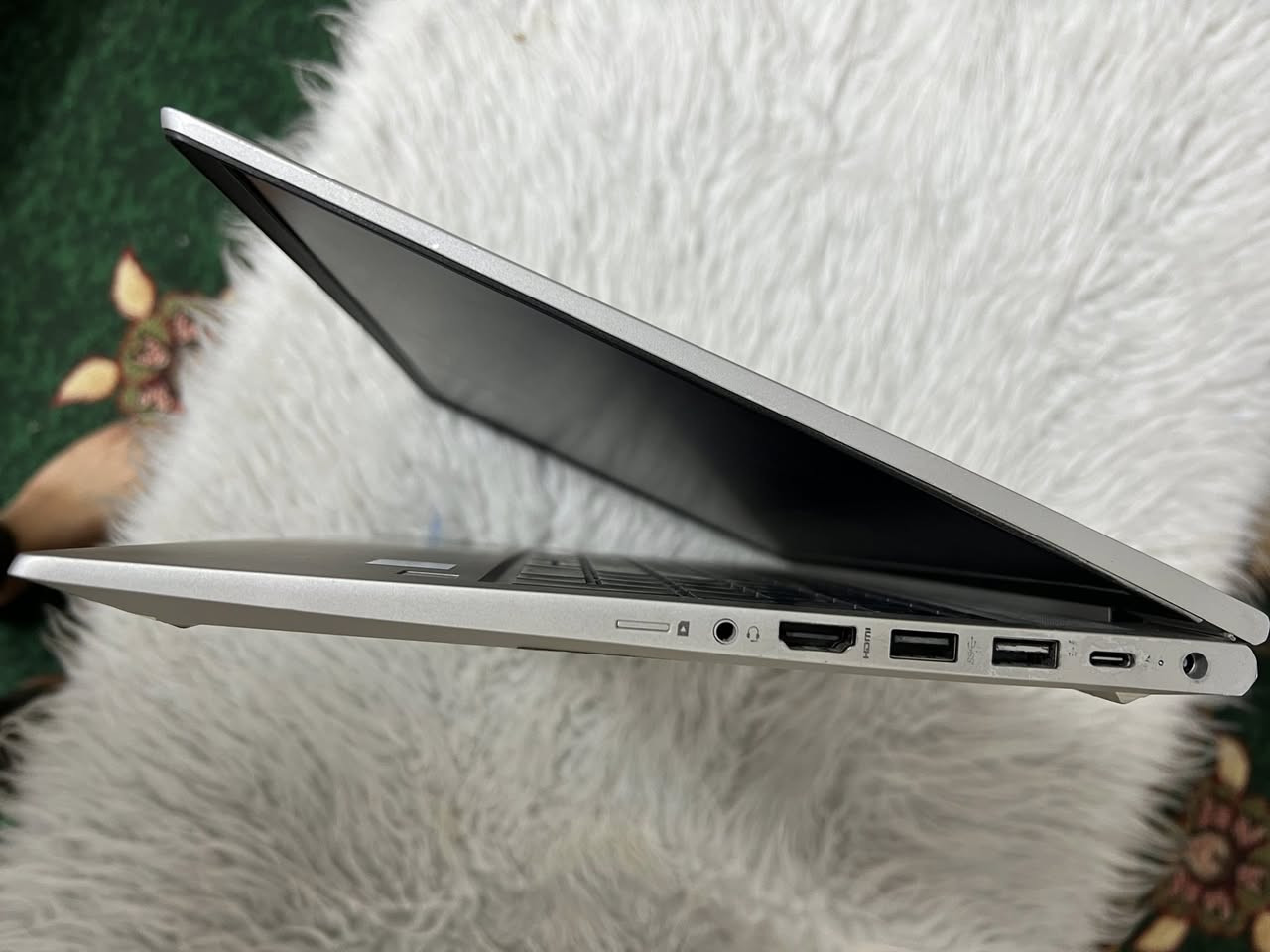 لابتوب العاب استخدام شهر فقط مستخدم للبث المباشر نضافه فول ومكفول من كلشي 

HP Laptop 650 G8 | i5 | 16GB RAM | 512GB SSD | iGPU | 15.6" | | .
٤٠٠ الف


**إذا كنت صاحب هذا الإعلان وتريد حذفه لأي سبب، رجاءا أرسل رسالة إلى الدعم الفني**