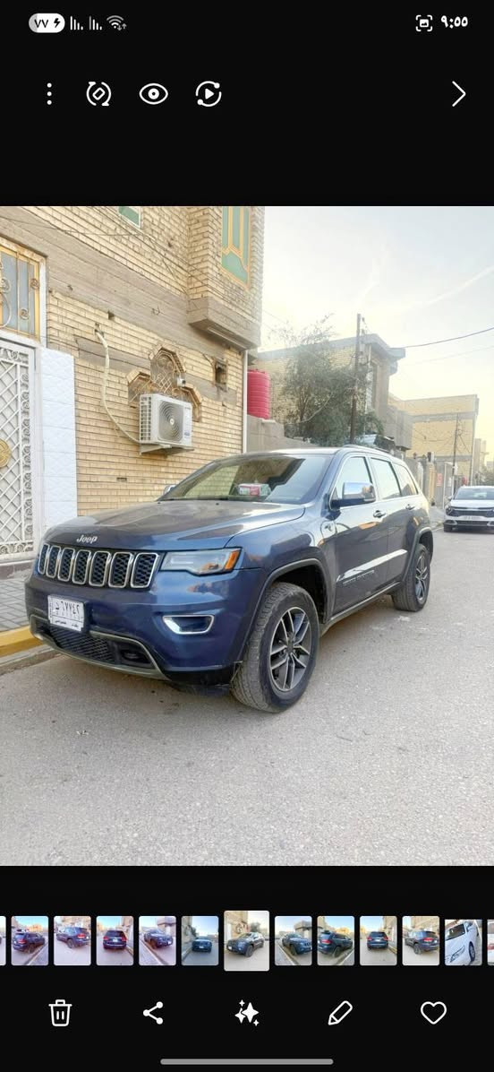 🚘 سيارة للبيع | عرض مميّز
▫️ النوع: جيب كراند شيروكي
▫️ الموديل: 21
▫️ اللون: حبري 
▫️ الممشى: 46
▫️ الرقم: بغداد 
✨ الحالة: ممتازة جداً
🔍 الفحص: كامل بدون ملاحظات
📑 الأوراق: أصولية 100%
💰 السعر: مناسب وقابل للتفاوض
📍 التواجد: السماوه 
📩 للتواصل ***********
