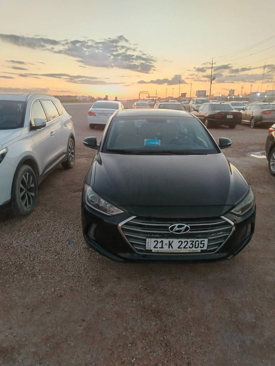 النتره 2017 وارد امريكي بيها 3 قطع بدون دواخل يساره فول مواصفات محرك مكفول ماممدوده عليه سبانه سياره جديدع كله ماشيه 110 الف سياره كلش نضيفه رقم شمالي سليمانيه سعرها 127 ورقه وبيها مجال ***********
