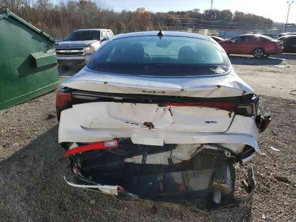 مزاد يوم  الاثنين المصادف1/12
🚘 نوع السياره: كيا كي فايف 
🔹️الحادث / الضرر : كما موضح بالصور 
🔹️الموديل:2025
عداد المسافه ماشيه 3،656 ميل
4سلندر 2500
🔹️ حالة السيارة : تعمل وتسير 
🔹️ السعر : حسب المزاد 
⚠️ علما هذا نموذج بسيط من السيارات التي تعرض في المزاد يومياً 
- نوفر لكم شراء السيارات مباشرة من مزاد كوبارات و IAA الامريكي باسعار تنافسية 
التواصل واتساب أو اتصال على الارقام التاليه 
***********
***********
***********
