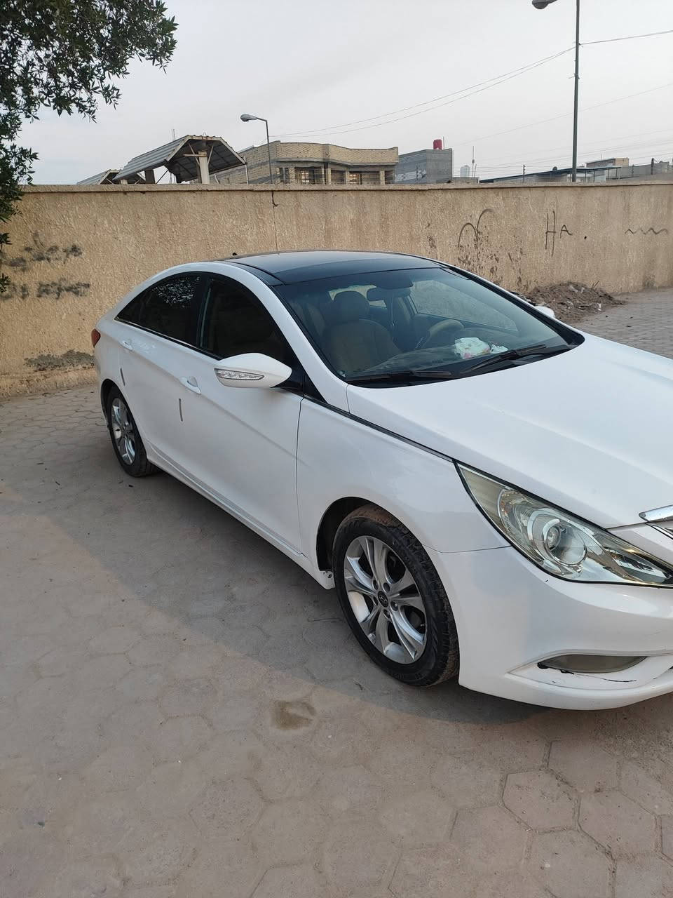 سلام عليكم سوناتة 2010 اخر اصدار لل 11 مكينة دوش 2400 شرط گير شرط بنوراما حدادية 70 بلمية مصبوغة احزام بدون دواخل بصرة حي الساتذة سعر 90 ماشية قليل من البيت للدوام هاتف *********** اتصل وات ساب والرزاق الله
