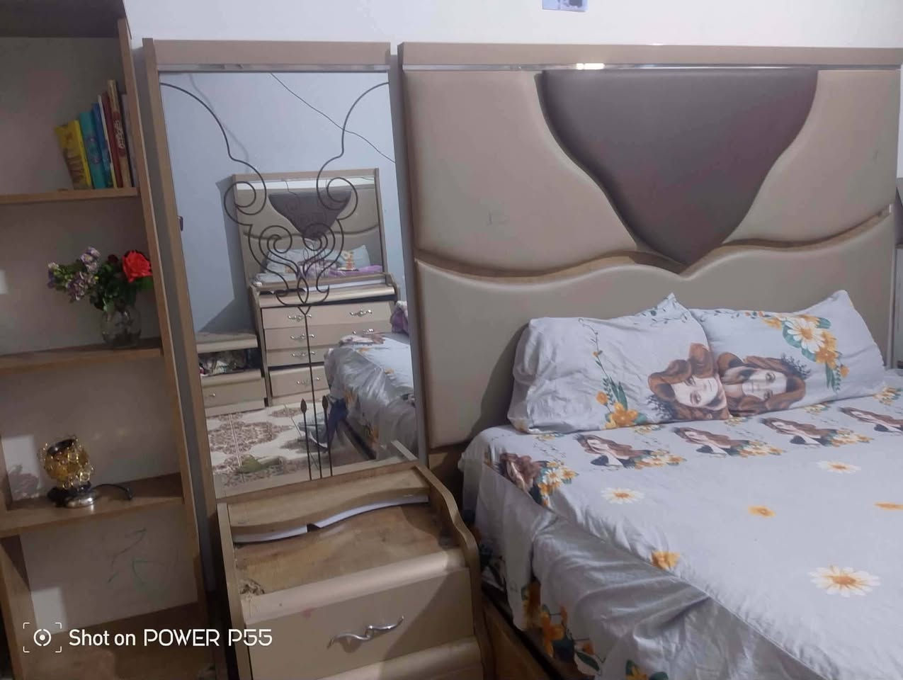 غرفة نوم ثقيل ضخمة كلش بيبان سلايت بيها اضرار بسيطه بلفتح والشد يتعدلن سجج جرارات وجامه بيها مكتبة وملحق كنتور فرار ميز تواليت ملحقات جرباية جربايه ام المخزن وتابوت مكاني كربلاء حي العسكري  سعر( 350وبيها مجال)


**إذا كنت صاحب هذا الإعلان وتريد حذفه لأي سبب، رجاءا أرسل رسالة إلى الدعم الفني**