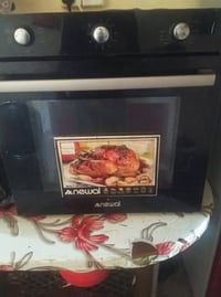 هذا فرن مال كيك شوي اي شي كهربائي وسعر خاص شغال مابي اي ضررر0783180674...