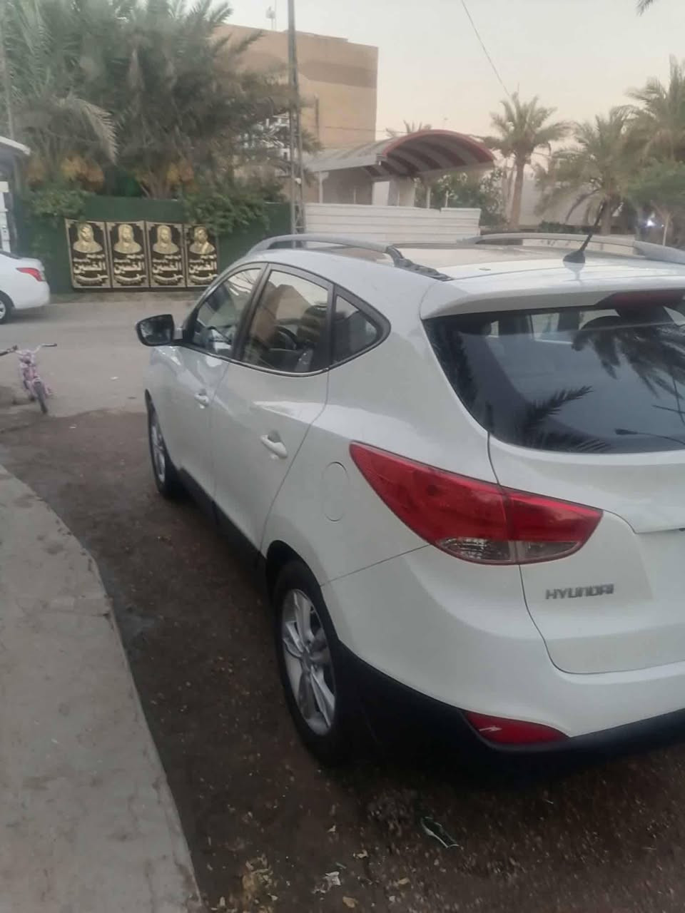 توكسان 2010
رقم اربـــيل. 

محــــرك 2400.  فول السياره واحد عل واحد ما عده بصمه 

تبريد ثلج 3 قطع. 

السياره كفاله من صبغ ما عده قبق الجنطه فقط 

السياره شكل 2015. السياره أحله من الصوره 

مكانها النجف السعر 118 وبيها مجال قليل 

اتصل ***********
