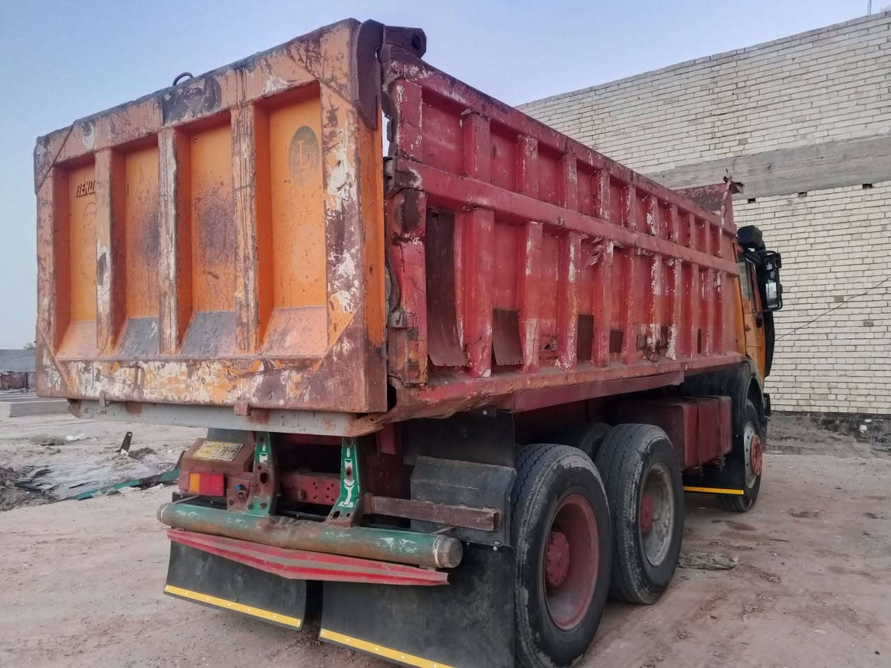 سلام عليكم للبيع البي ٧٥ محرك ٢٨ و كير ١٣٠ مجموعه نص جي اف رباط عدل شاصي مكفول للاستفسار الاتصال على الرقم *********** مكلف بالنشر رجاءاً لا تراسل
