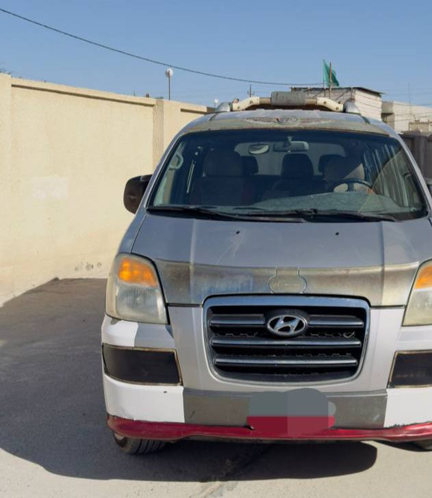 السلام عليكم
استاركس ٢٠٠٧ مفتوح كير عادي محرك بي نفخه رقم احمر 
السعر ٦٠ وبي مجال
عنوان السياره البصره  ابي الخصيب 
***********
