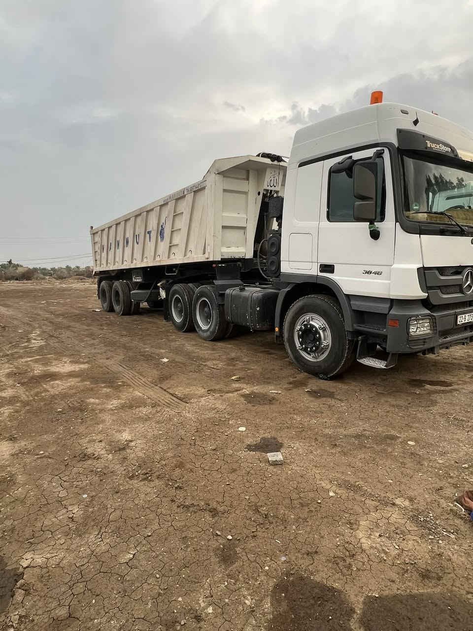 هاكيت روز 2011 ، للبيع ***********
