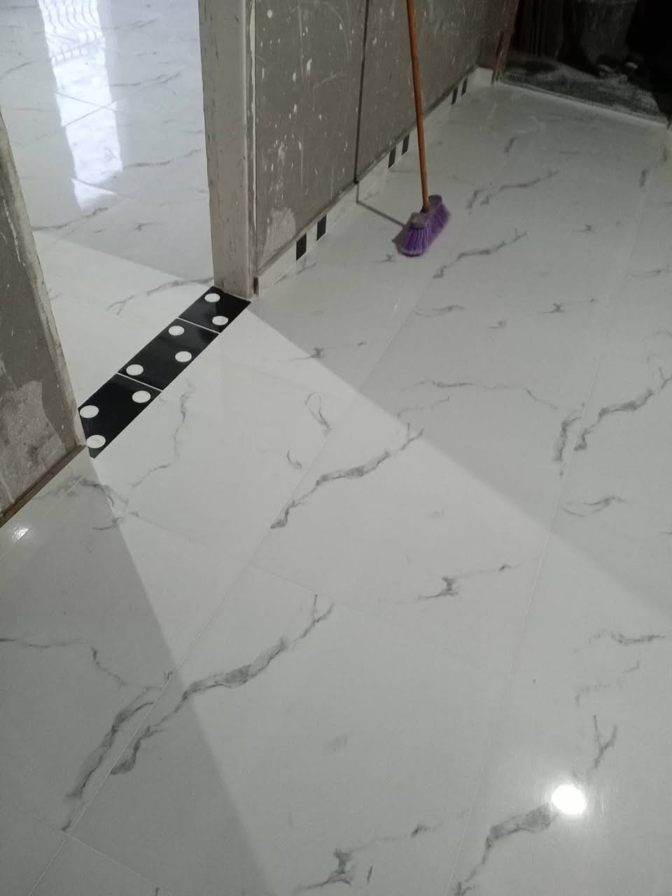 خلفه سيراميك شغل درجه اولى لاستفسار ***********
