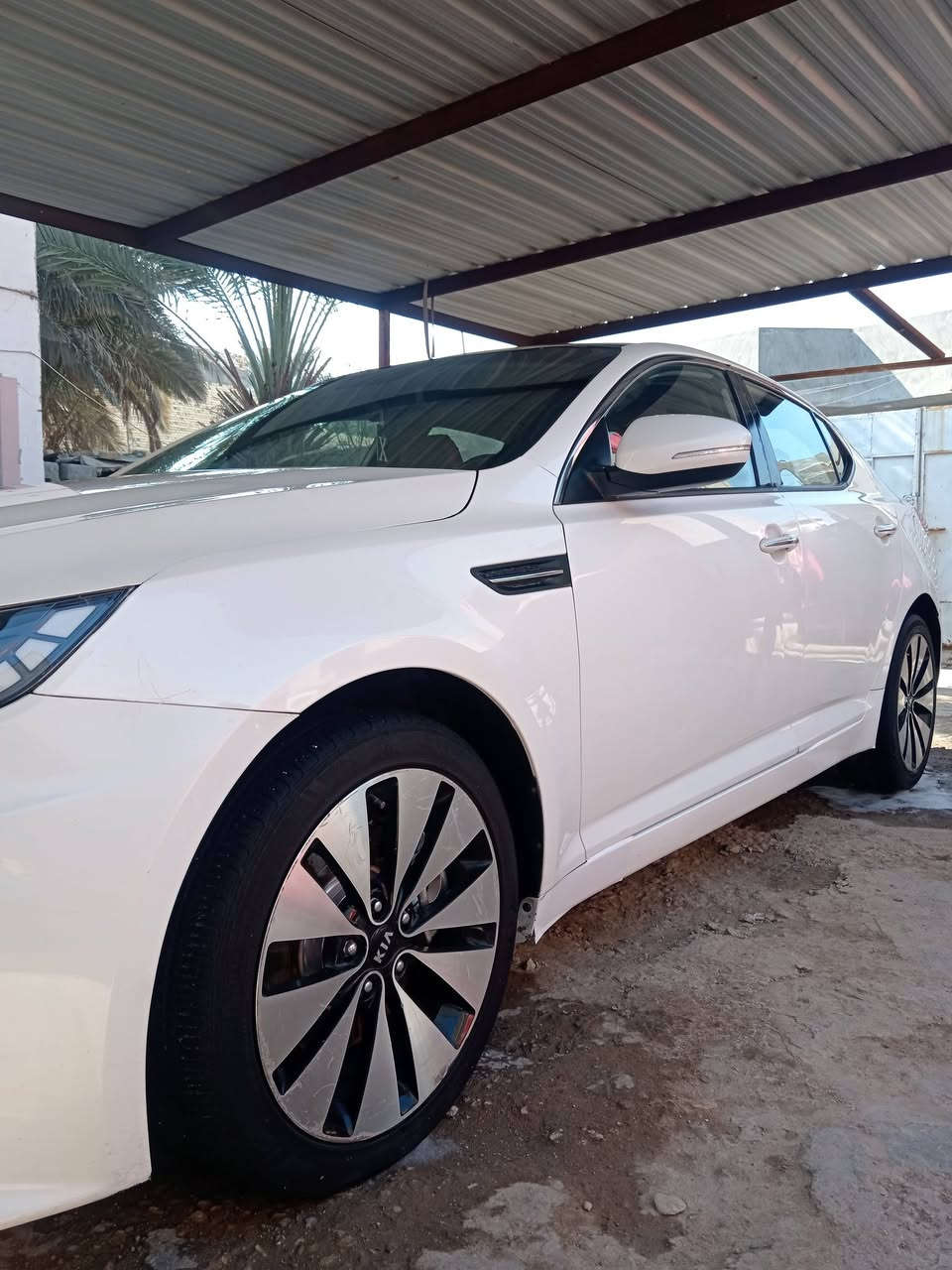 السلام عليكم
اوبتيما 2013 خليجي
فول واحد ع واحد
رقم بغداد دولي
هزه جديده
حداديه
تبريد
تايرات
السياره جاهزه
سونار بل منشور
 السعر 140وبيهه مجال
***********
