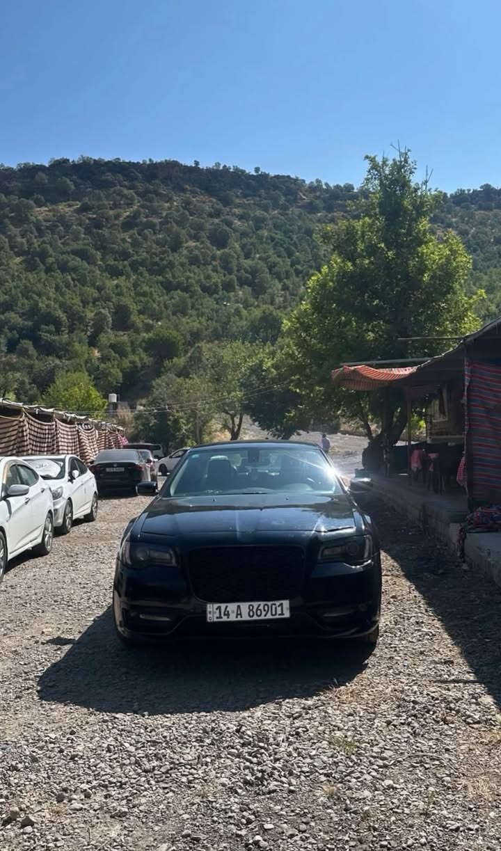 اوباما 2015 بصره هزه رقم دولي باسمي ( نص فول نضيفه جدآ 
حداده جديده صدر خلف ( شاشه تحكمات ستيرن-كامره خلفيه-كشنات جلد تدفئه تبريد - ويل مكسيكي الاصلي شديته هوه وتايراته ب٩٠٠$)
ضربه بنيد فقط راجع نفسه معجون وبيه بارد بين البابين )
الشراي فقط يتصل تراي زيرو من الفاو لزاخو( السعر193)
***********
