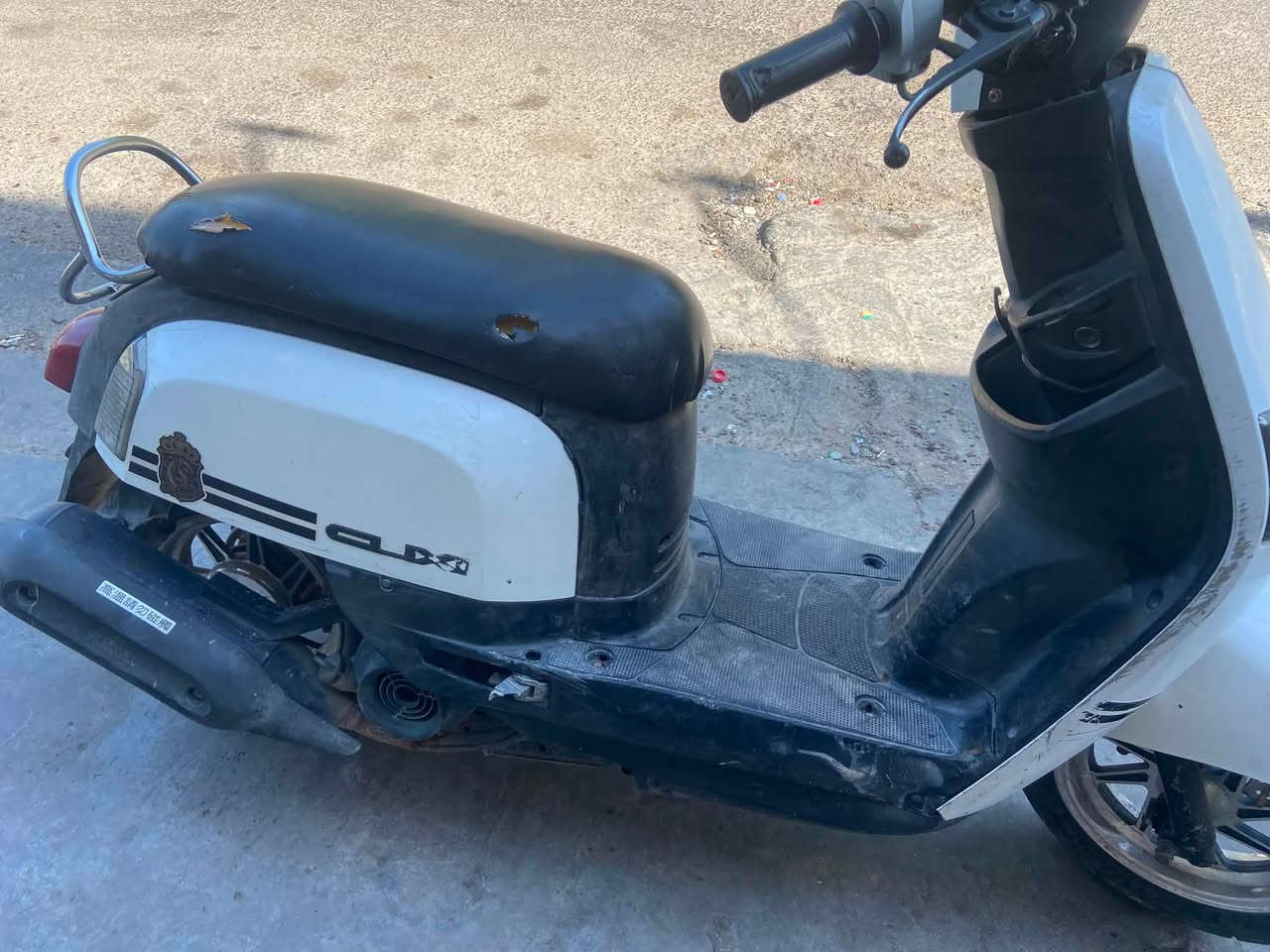 بوليس للبيع فقط دراجه نضيفه بس بيه نواقص بسيطه السعر 600 وبيه مجال بسيط
مكاني الحريه للاستفسار***********
