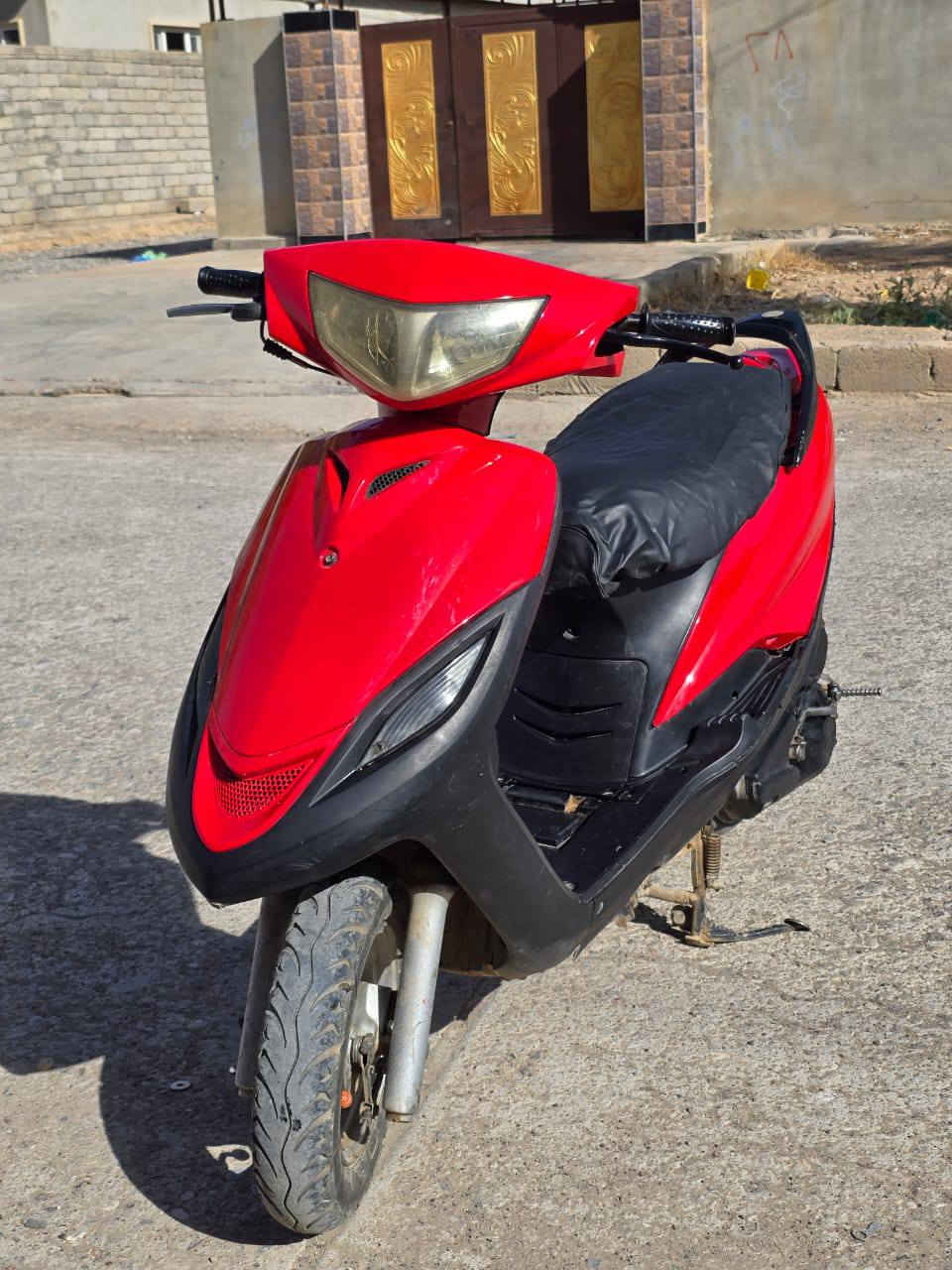 سلام عليكم شباب مطور ماكس ثعلب لبيع مكينه مفتوحه ويرمنيه كله شغاله سلف شغل سعر 225 بي مجال متوازي على بيعتو رقم ***********
