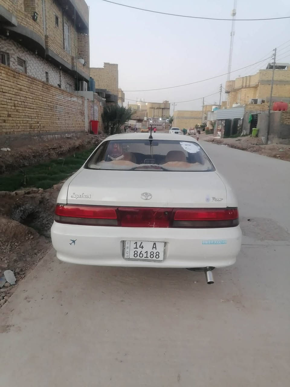للبيع, ***********

