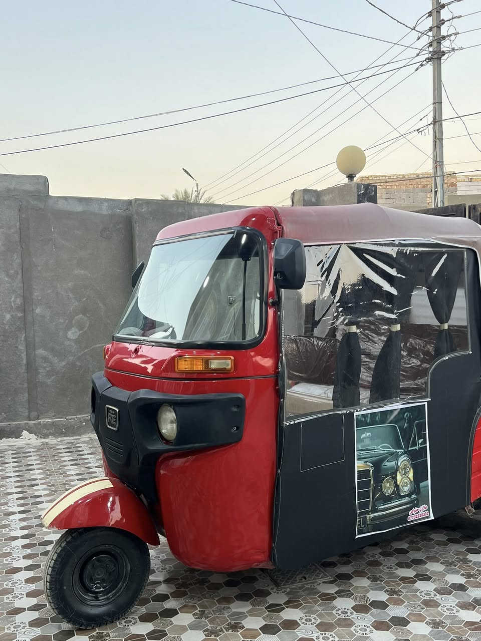 السلام عليكم تكتك للبيع موديل 17 شهر ال 10 

أوراق مكفوله لحد الترقيم 

حداديه كامله مكفوله 
مكينه عشرين مكفوله من تنقيص وتبخير 

تخم تاير جدد 
كهربائيات كله شغاله 
تكتك احله من الصوره 

العنوان حله الحمزه الغربي 
سعر 3 و 250 وبيه مجال 

 اتصال :  ***********
