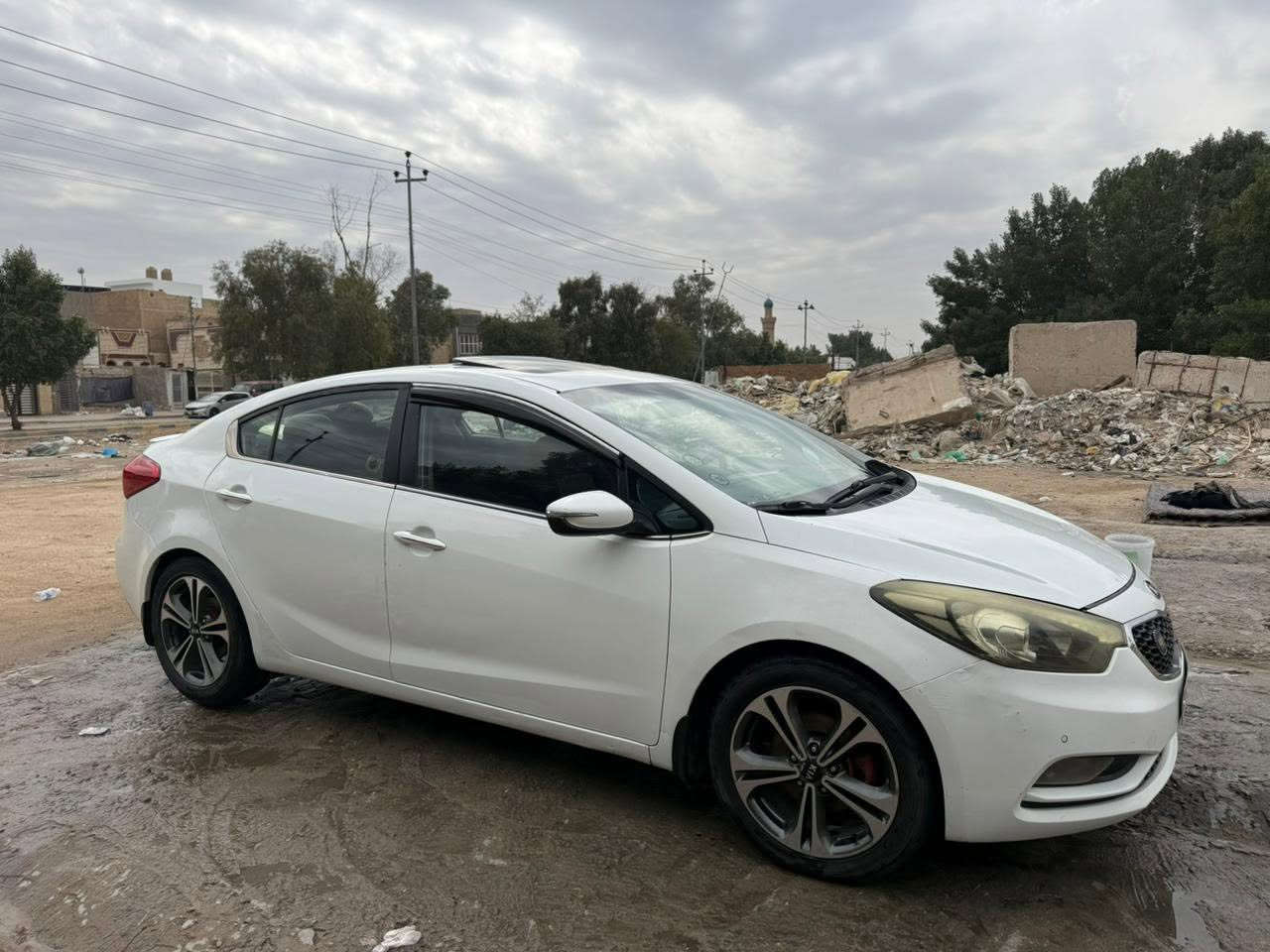 سلام عليكم سيراتو مديل 2014خليجي كفاله من الضربه والصبغ عدا باردقليل
تبريد مكينه كير كفاله 

شفتات فول عدا البصمه 
رقم أربيل  انكليزي 
***********
